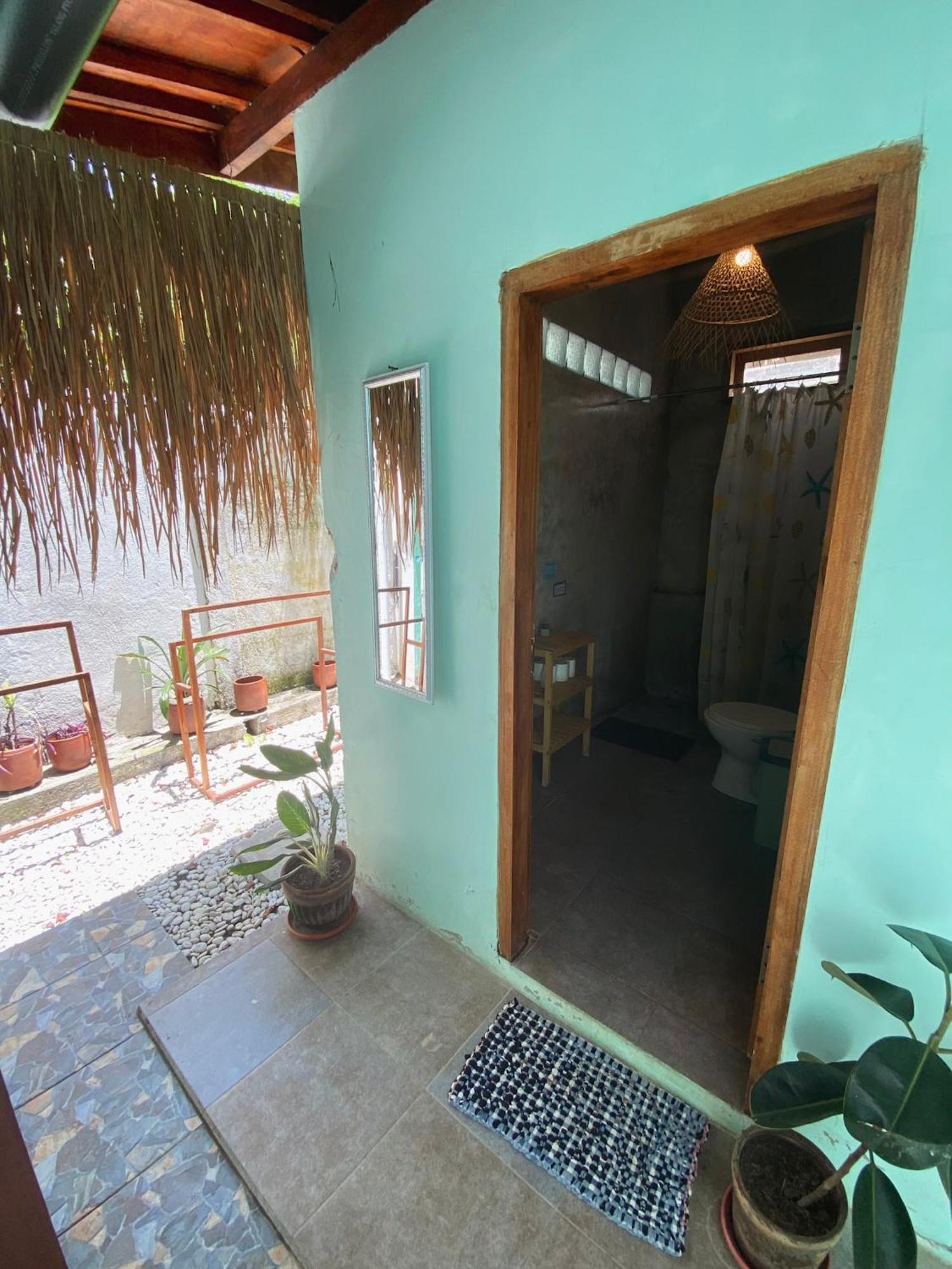 Secret Spot Surf And Stay Kuta  Luaran gambar