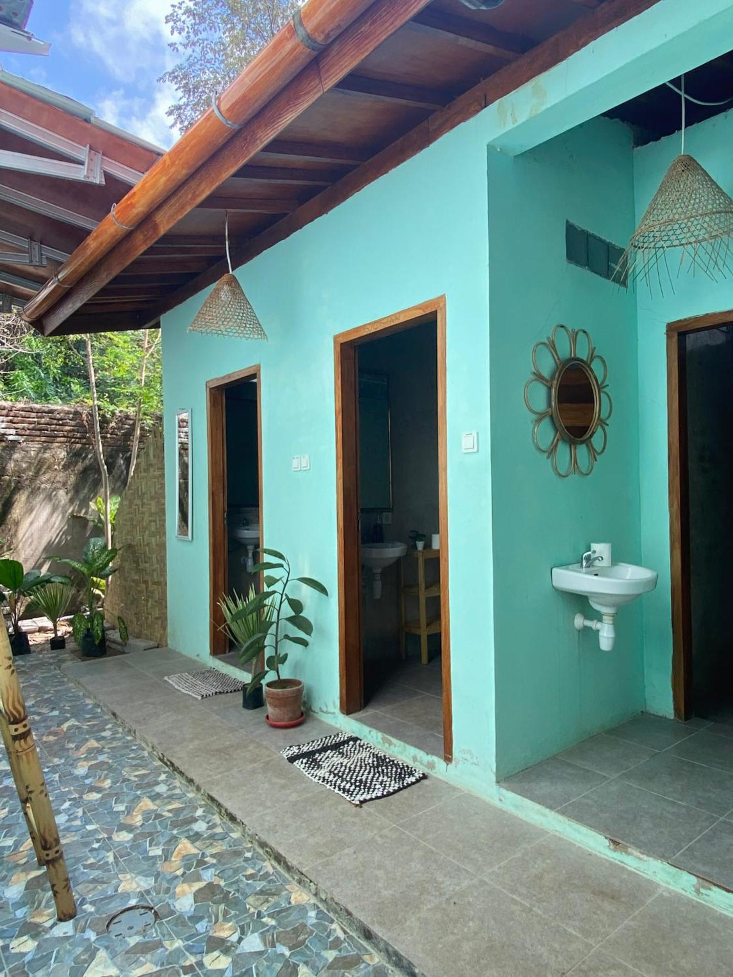 Secret Spot Surf And Stay Kuta  Luaran gambar