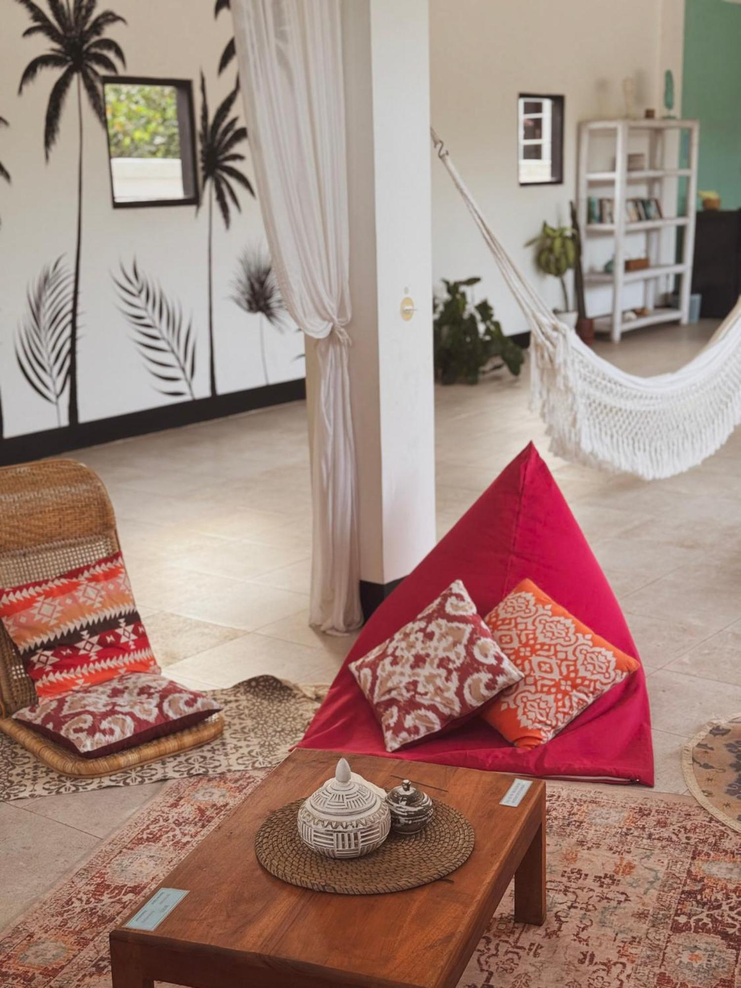 Secret Spot Surf And Stay Kuta  Luaran gambar
