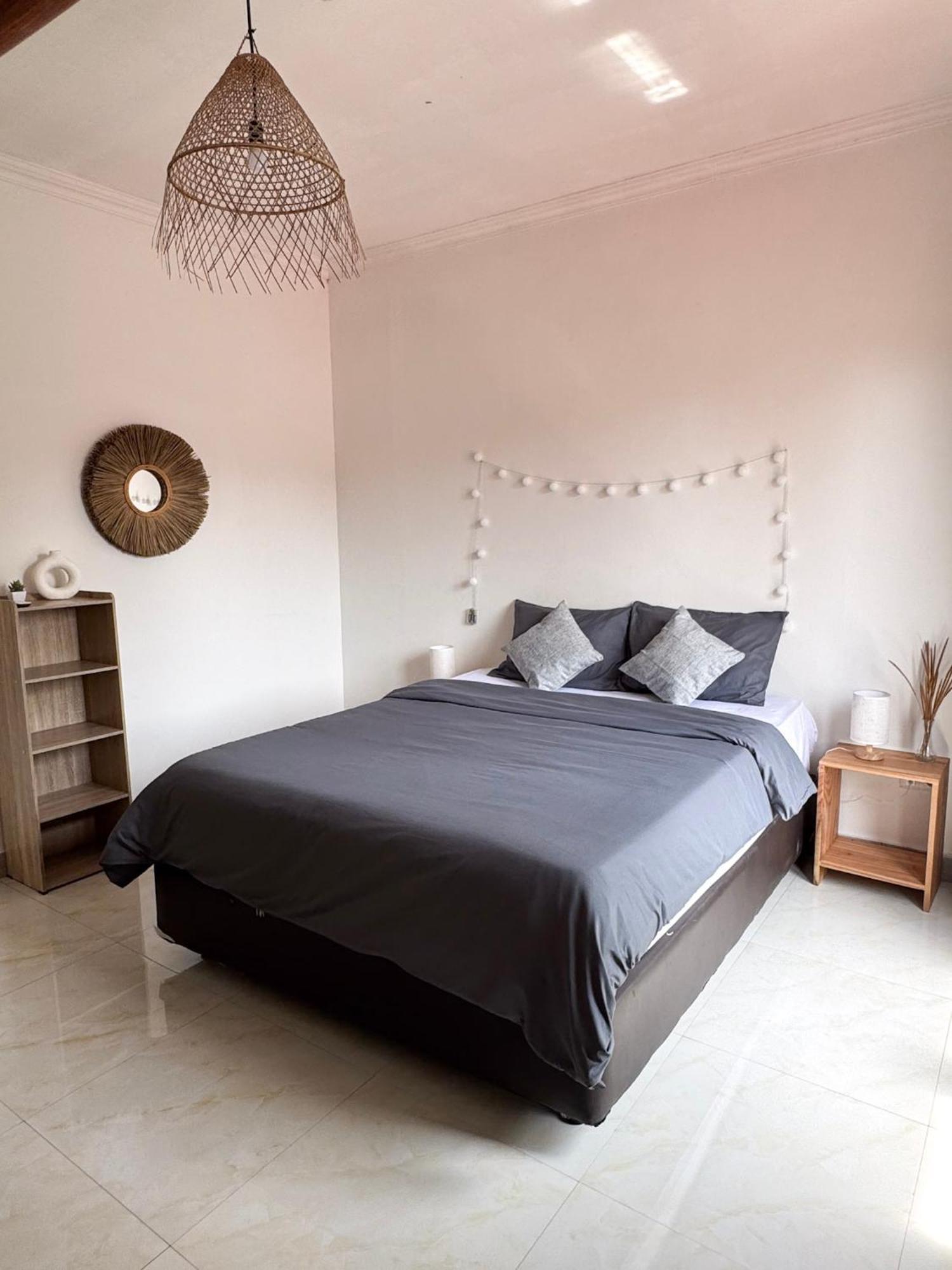 Secret Spot Surf And Stay Kuta  Luaran gambar